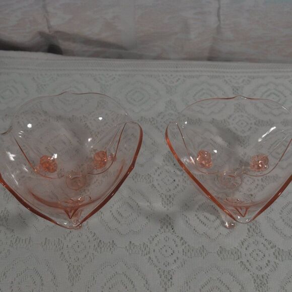 Vintage Pink Glass Bowls 3 Footed Set of 2 - Picture 2 of 4